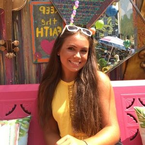 Meet your Posher, Gwen